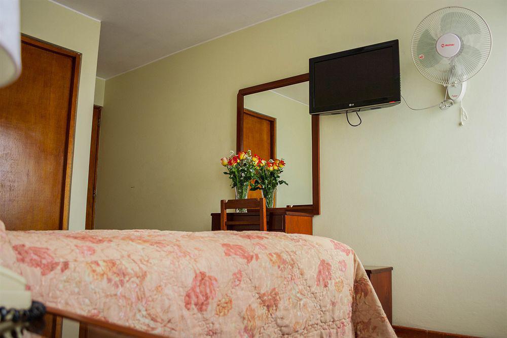 Hotel Melodia ลิมา ภายนอก รูปภาพ